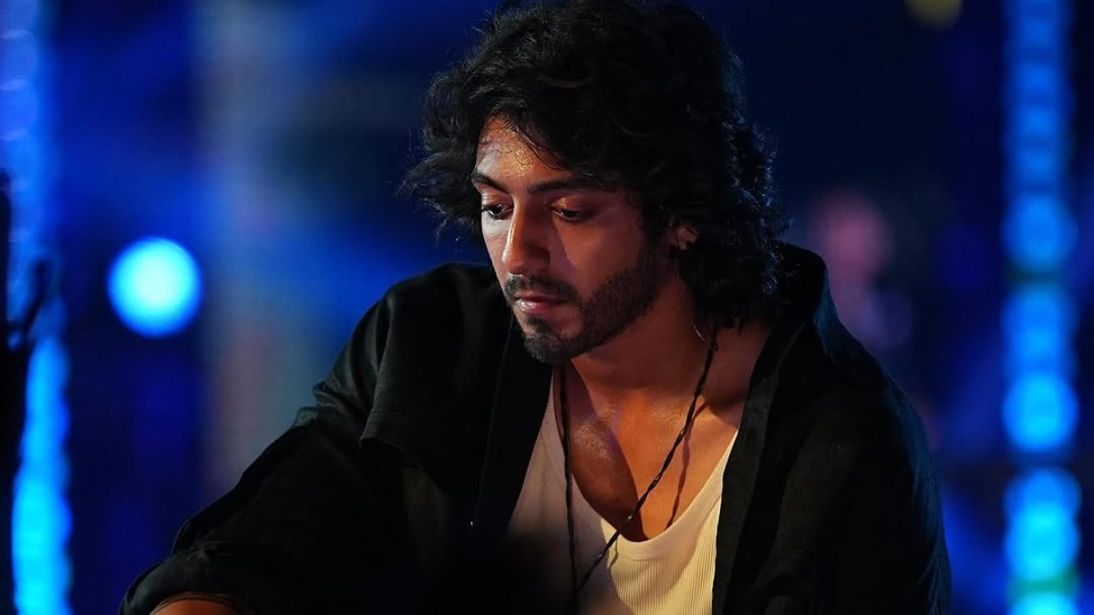 Ahaan Panday (2) Ahaan Panday Overwhelmed By ‘Saiyaara’ Success: ‘I Feel The Love In My Bones’; Pays Heartfelt Tribute To His Dadi