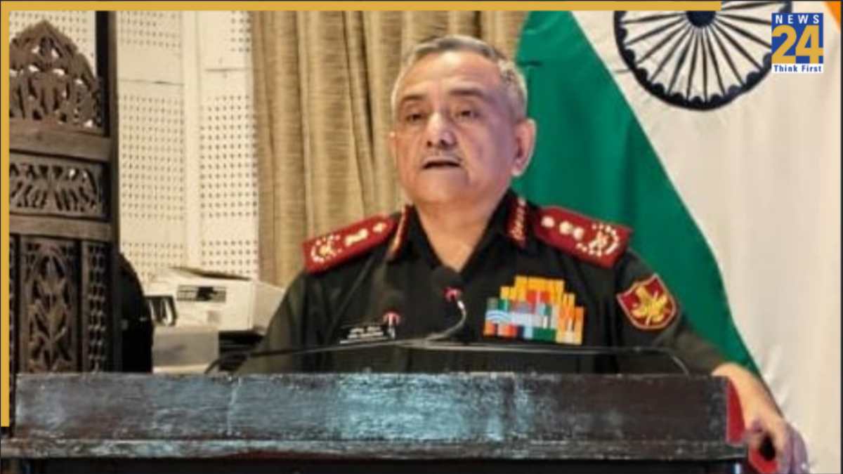 ‘If You Want Peace, Prepare For War’: CDS Gen Chauhan Delivers Strong Message At ‘Ran Samvad’ Conclave, Says India Cannot Be Pacifist