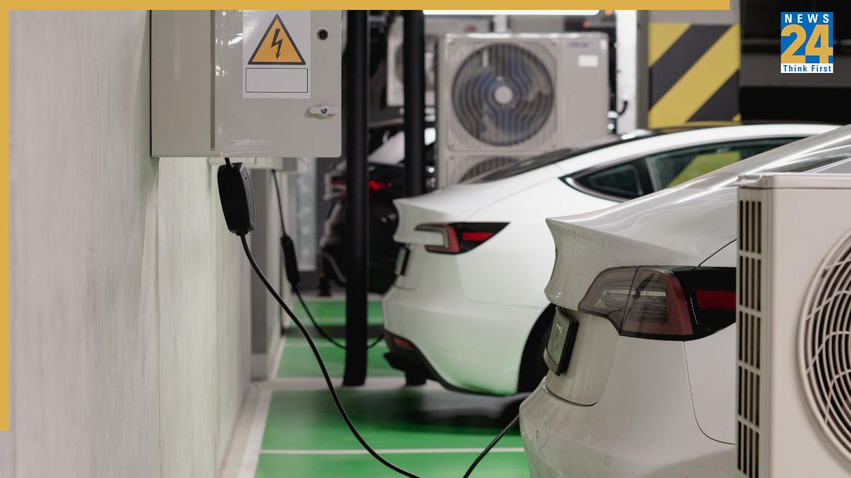 Maharashtra Waives Toll For Electric Vehicles On Major Highways To Boost Green Transport