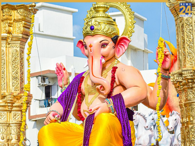 Ganesh Chaturthi 2025 Ganesh Chaturthi Special: Discover India’s Unique Ways Of Welcoming Lord Ganesha-1-2-3-4-5-6-7