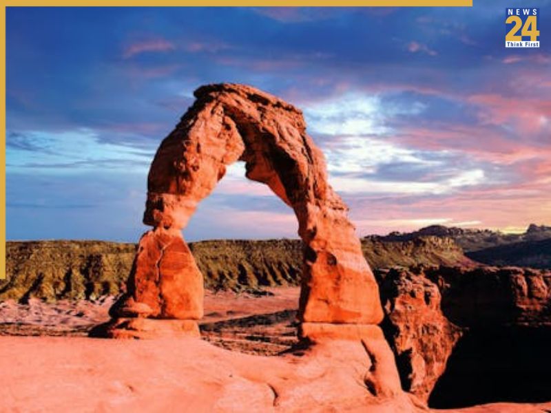 Sunset Lovers Rejoice: The World’s Most Mesmerizing Sunset Views That Will Steal Your Breath-1-2-3