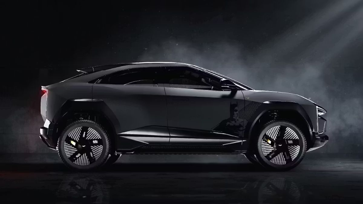 Mahindra-Batman Only 300 Units Of This Desi "Batman" Car Available, Mahindra Goes The Dark Knight Way