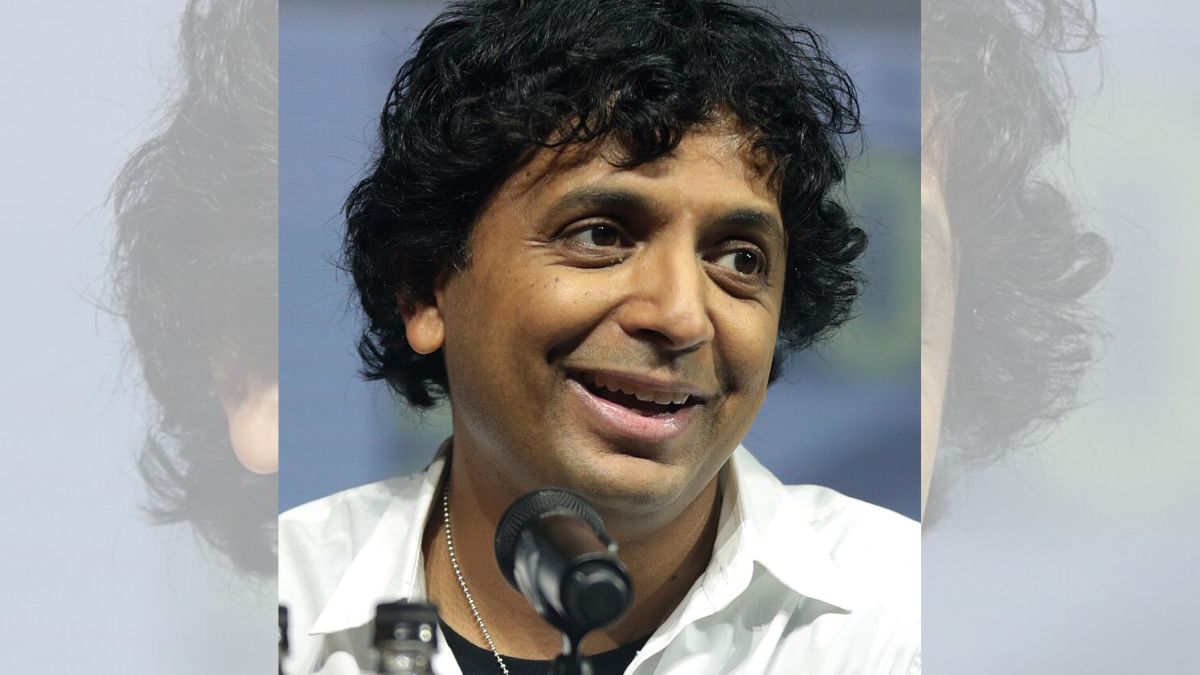 Manoj-Night-Shyamalan The Shiver Giver Manoj Night Shyamalan Turns 55