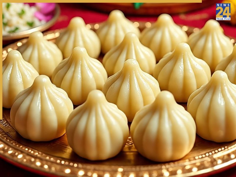 Ganesh Chaturthi Feast: Celebrate Lord Ganesha’s Arrival With These 6 Traditional Dishes-1-2