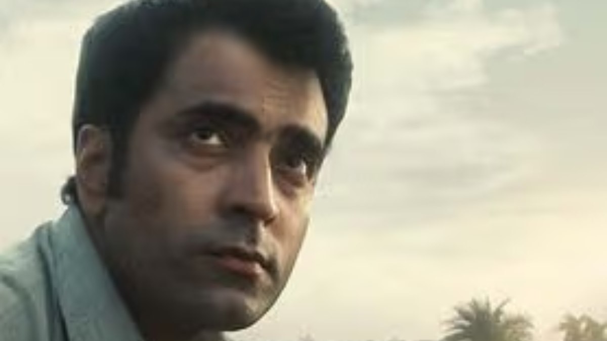 Putulnacher Itikatha Putulnacher Itikatha Brings Manik Bandopadhyay’s Novel To Flickering Life