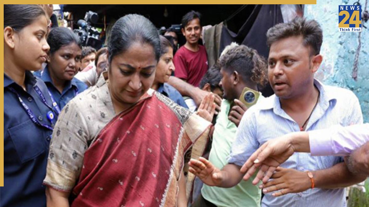 CM Rekha Gupta’s First Response After Attack: ‘A Cowardly Attempt To Break Our Resolve To Serve Delhi'