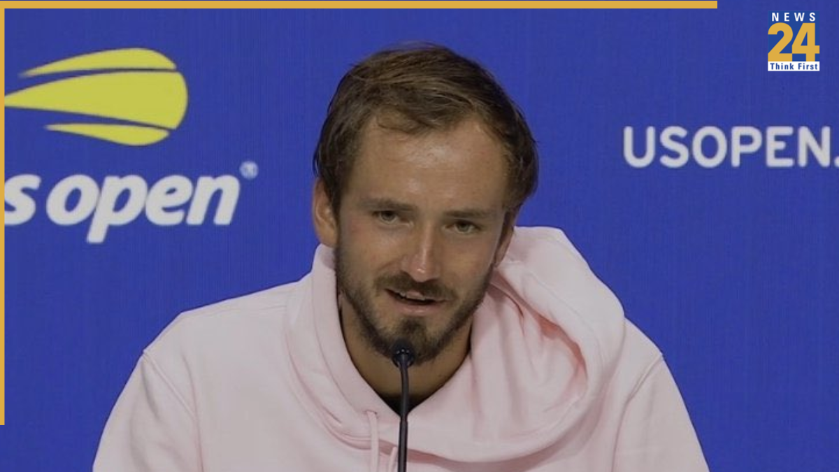 Daniil Medvedev reacts after losing first round in US Open 2025 Daniil Medvedev reacts after losing first round in US Open 2025