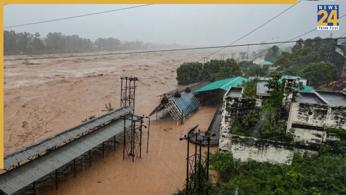Jammu Kashmir Flash Floods: 28 More Bodies Found At Vaishno Devi Landslip, Death Toll Rises To 38