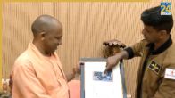 Yogi adityanath and shubhanshu shukla (1)