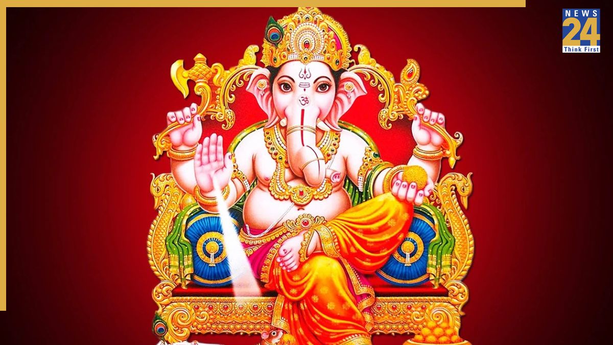 ganesh chaturthi (2) Why Lord Ganesh Is Worshipped First—Unveiling The Deeper Spiritual Roots Behind The Celebration Of Ganesh Chaturthi-1