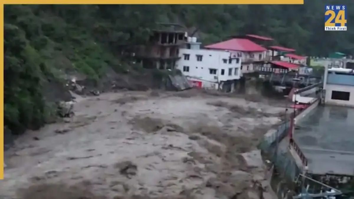 Cloudburst hits Dehradun’s Sahastradhara; hotels and shops damaged, two missing in Karliguard