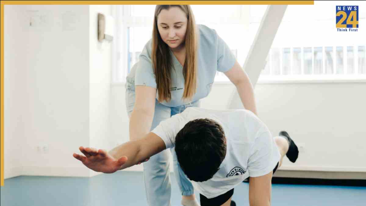 DGHS Physiotherapists Cannot Use ‘Dr.’ Prefix, Title Reserved for Medical Practitioners Only: DGHS