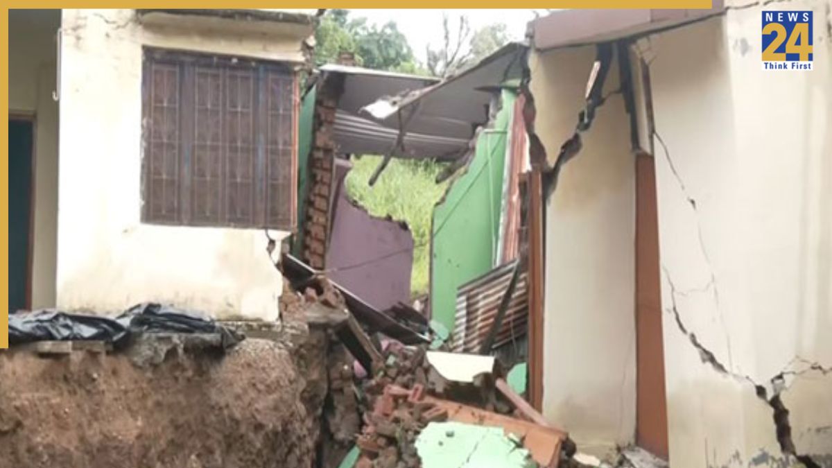 Heavy Rains Trigger Landslides In J&K’s Kheri Village, Several Houses Damaged