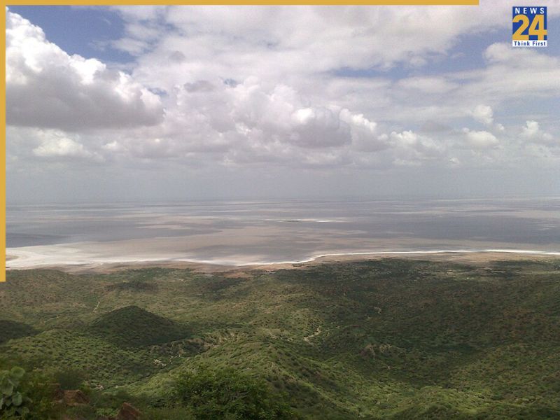 White Runn Of Kutch Discover The Untouched Beauty Of The White Rann Of Kutch — Here’s Why It Should Top Your Bucket List-1-2-3-4-5-6-7