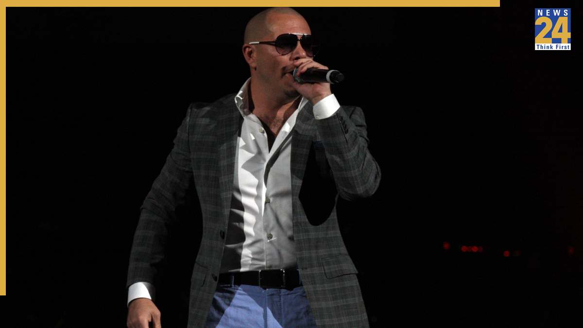 Pitbull to perform in India this December! Check out cities and ticket booking details