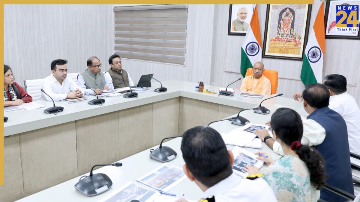 CM yogi (5) CM Yogi Adityanath reviews ‘Navy Shaurya Museum’ project, directs early completion