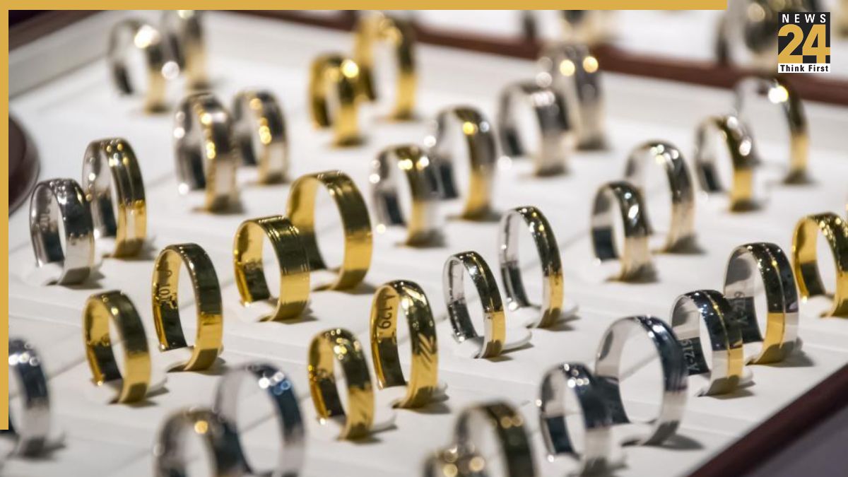 Gold Silver Price Today, October 19: Planning To Buy Gold On Diwali? Check Latest Rates In Your City