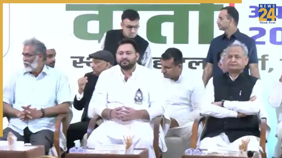 India Bloc Bihar Bihar Assembly Election 2025: RJD Leader Tejashwi Yadav Announced as Mahagathbandhan’s Chief Ministerial Face