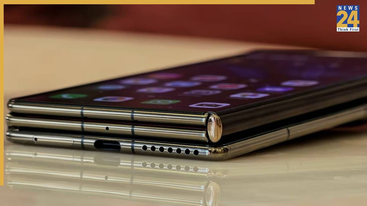 Trifold new Trifold new