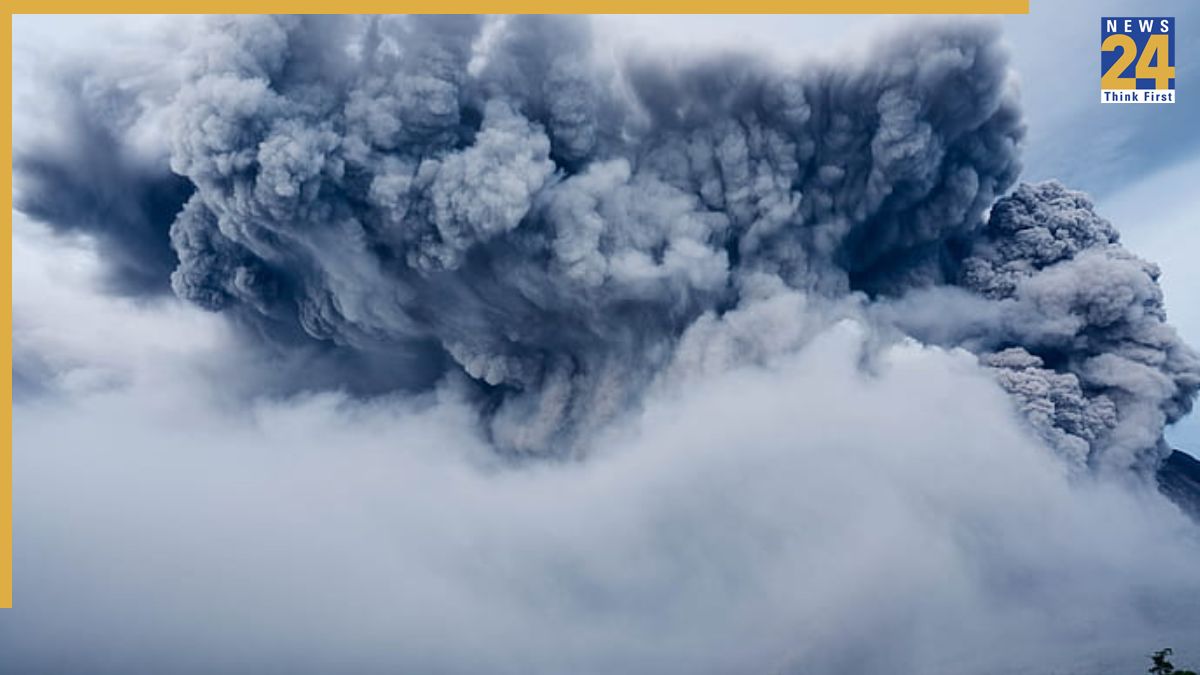 Latest News Today LIVE: Volcanic ash from Ethiopia sweeps across India, disrupts flights