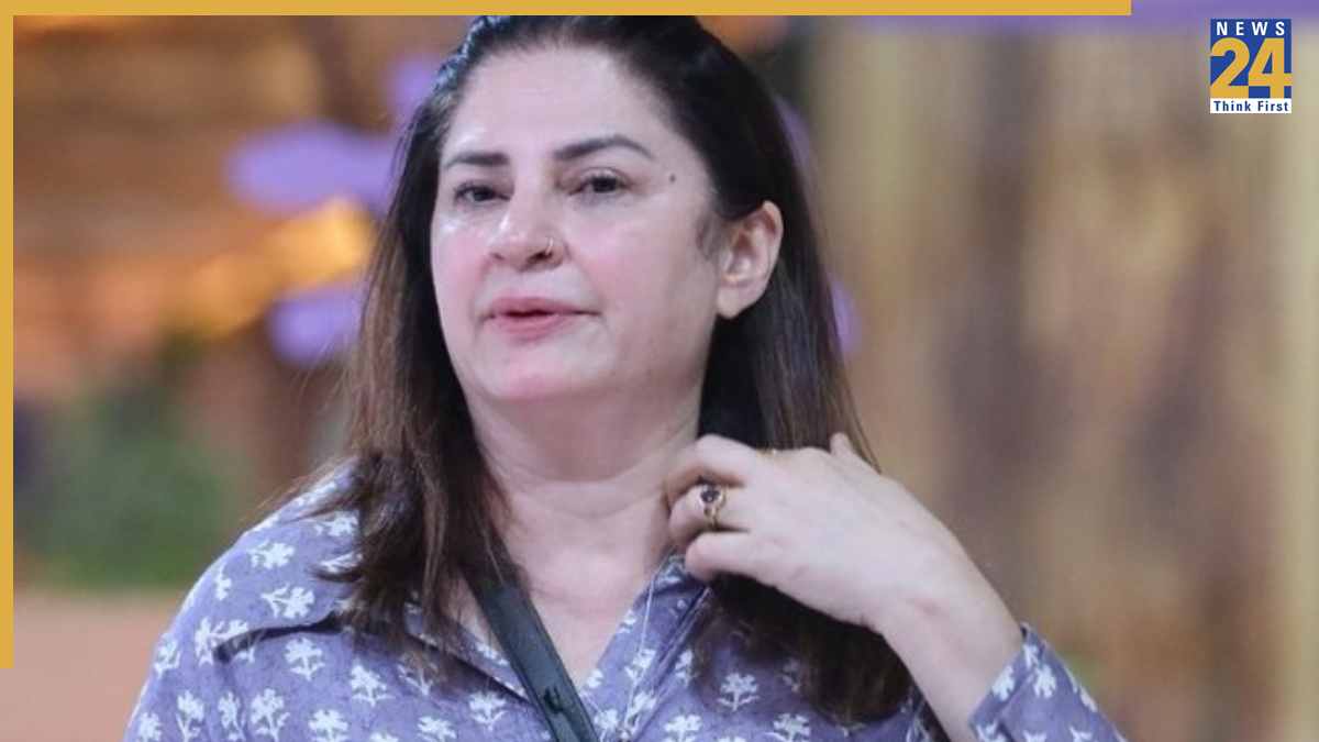 Kunickaa Sadanand after Bigg Boss 19 exit: Says Farrhana Bhatt is ‘more real’ than Tanya Mittal, clarifies remarks on Malti Chahar