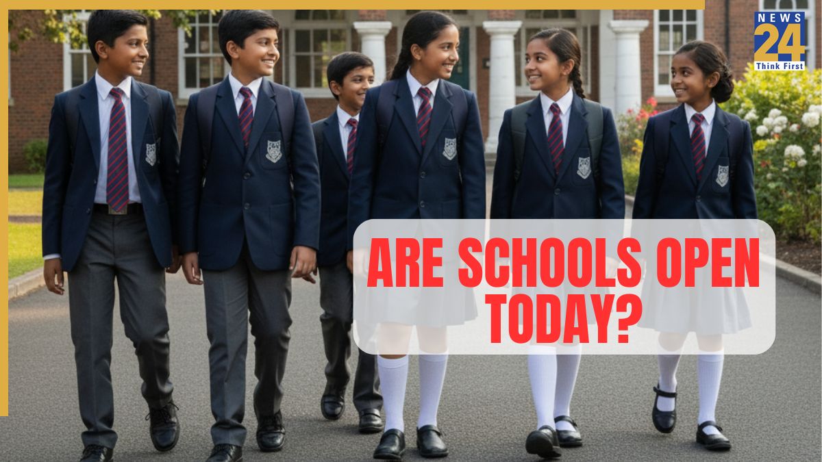 School Holiday Today, November 14: Are Schools Open or Closed? Schools to Remain Closed in THESE States due to Bihar Elections and Severe AQI - Classes online..