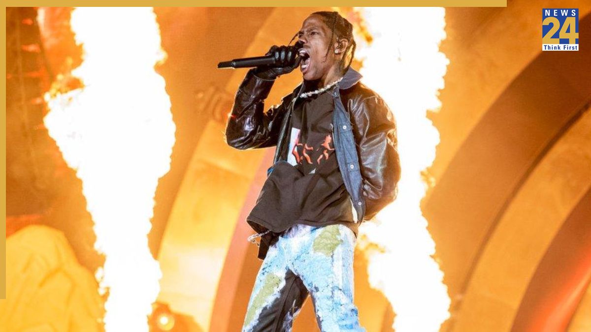 Travis Scott Mumbai concert Travis Scott Concert: Phones, gold chains worth Rs 18 lakh stolen at rapper's Mumbai show