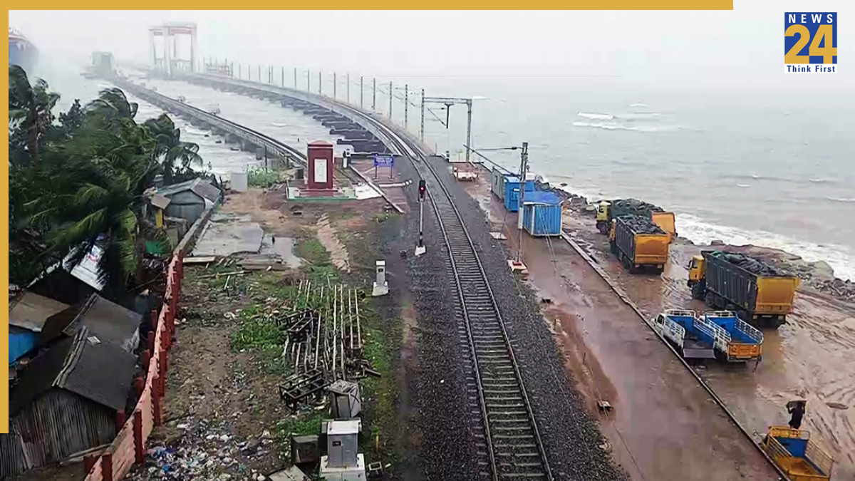 ঘূর্ণিঝড় দিতভাঃ উপকূলে ভারী বৃষ্টি, ট্রেন বাতিল ও ফ্লাইট বিলম্বিত News24 – ঘূর্ণিঝড় দিতভাঃ উপকূলে ভারী বৃষ্টি, ট্রেন বাতিল ও ফ্লাইট বিলম্বিত News24 –