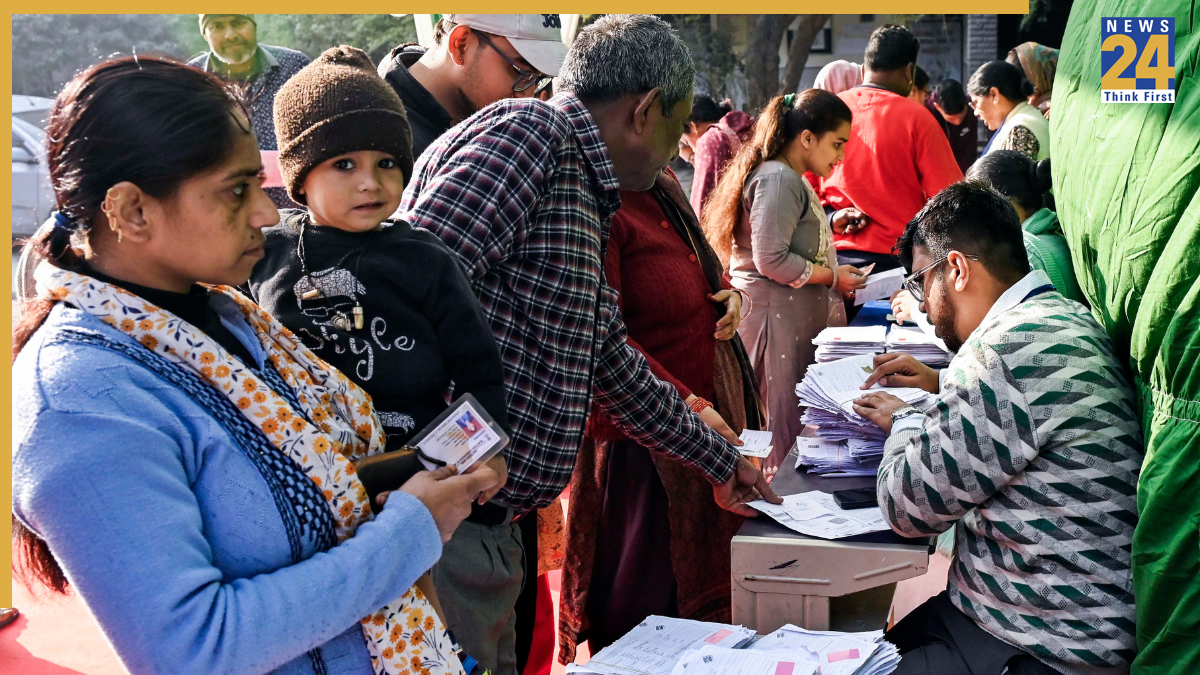 Jharkhand nikay chunav: People with more than two children cannot contest civic elections: EC