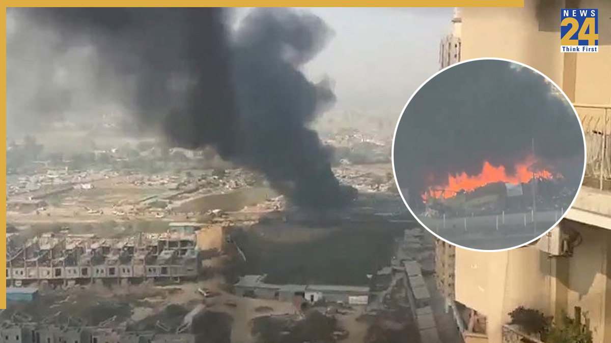 Greater Noida West News: A fire broke out in the slums near Rice Chowk, Bisrakh police station area. During this period of time, numerous cylinders in the slums exploded. Firefighters are working to put down the fire.