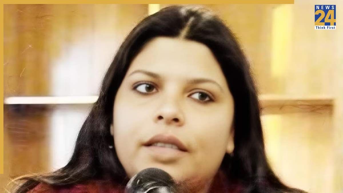 Anamika Singh IAS takes voluntary Retirement