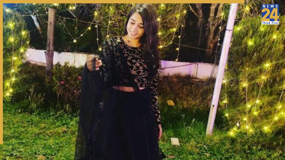 IAS Sulochana Meena Meet woman who is one of youngest female IAS officers, cracked UPSC exam by self-study at 22, got AIR 6, now posted at…, her name is…