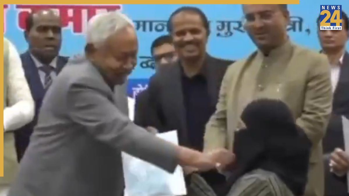 Nitish Kumar Hijab controversy
