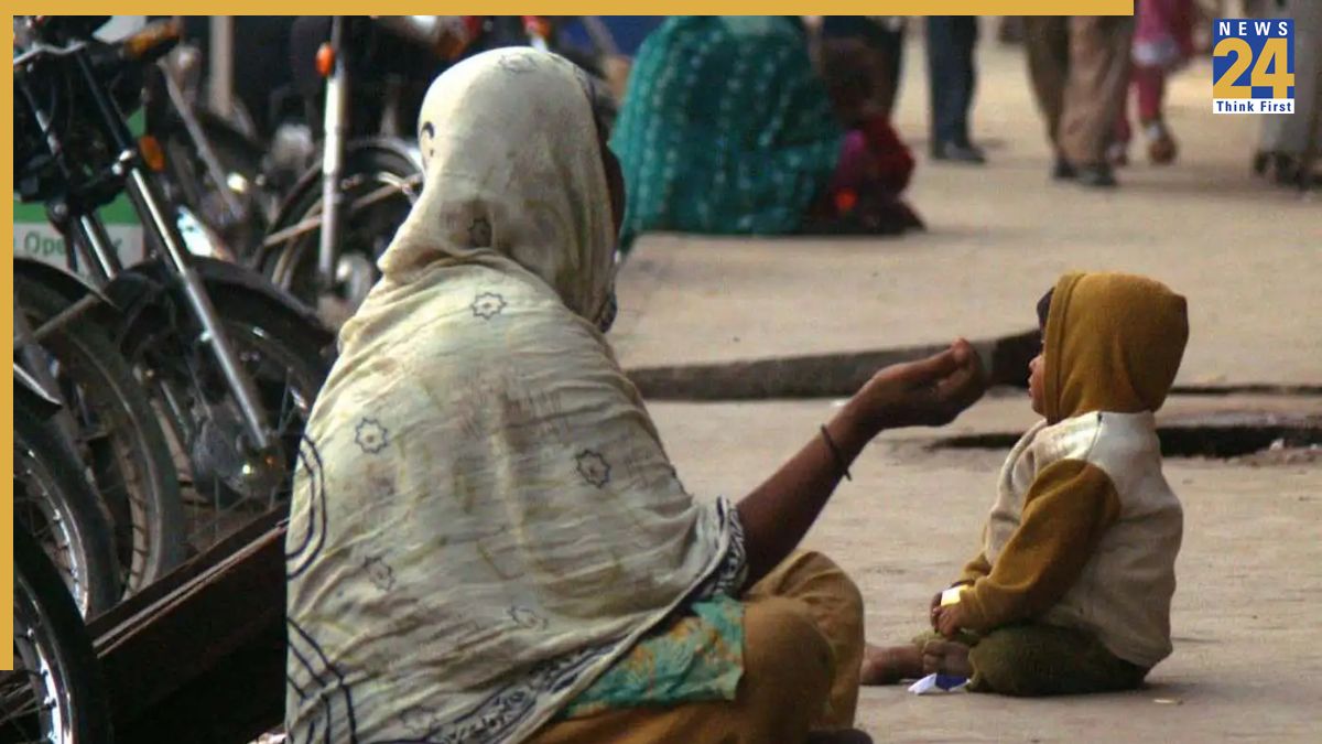 How much money do Pakistanis earn from begging in Saudi Arabia, UAE, Dubai, Qatar, Oman and other Gulf nations? Answer will shock you