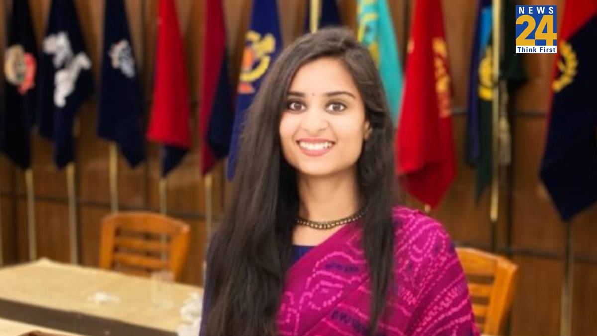 Pooja Gupta IAS officer New