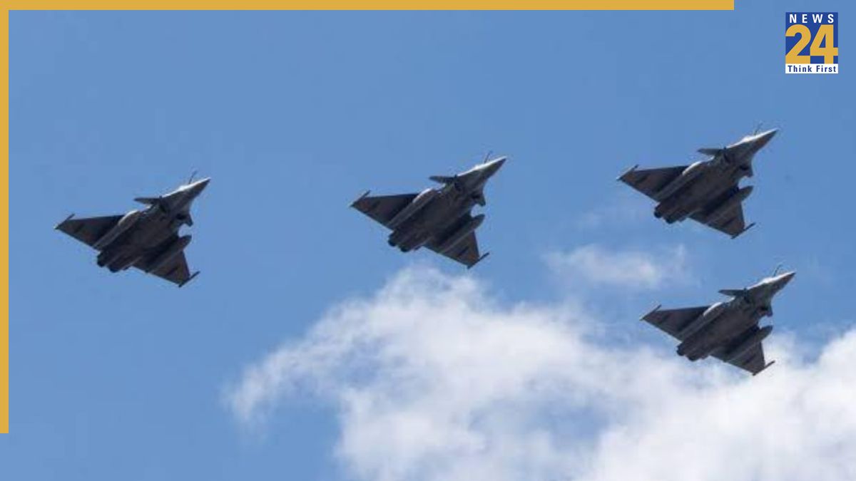 Big defence boost: India ready to purchase Rafale F5 fighter jets, France confirms