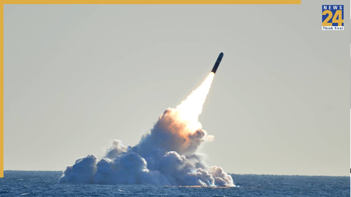 k4 - submarine launch missiles